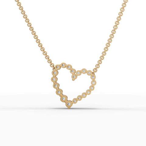 Heart lab-grown pendant yellow gold close-up