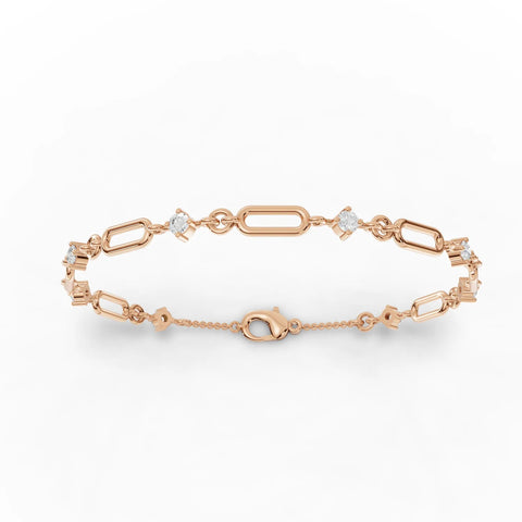 0.64 ct round lab diamond link bracelet in 18k gold with elongated open links and lobster clasp, showcasing a refined design.