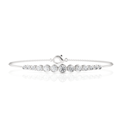 Round bezel-set lab grown diamonds graduated in size along a slender 18k gold chain, featuring a classic lobster clasp.