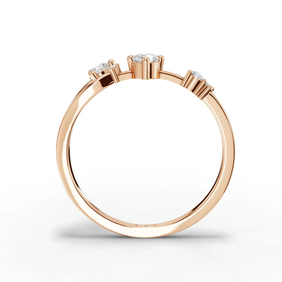 Prong-set diamonds rose gold close-up