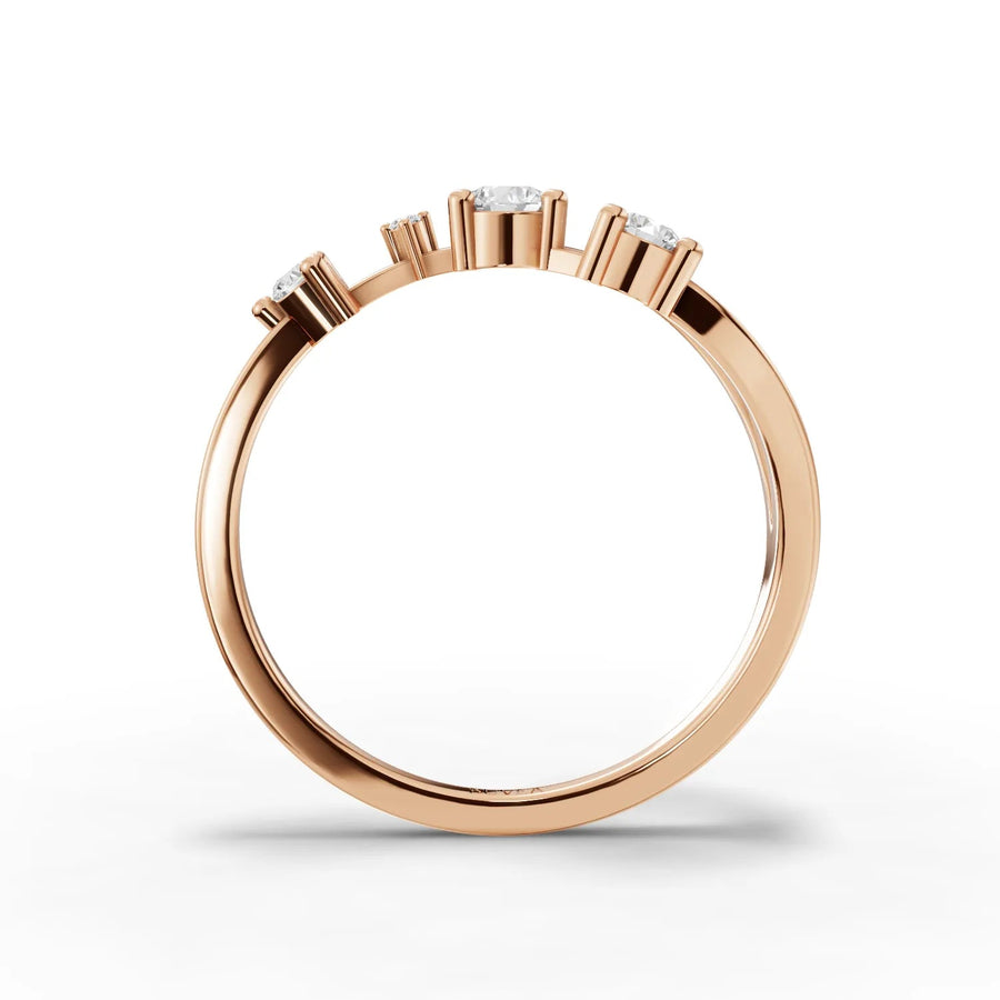 Prong-set diamonds rose gold close-up