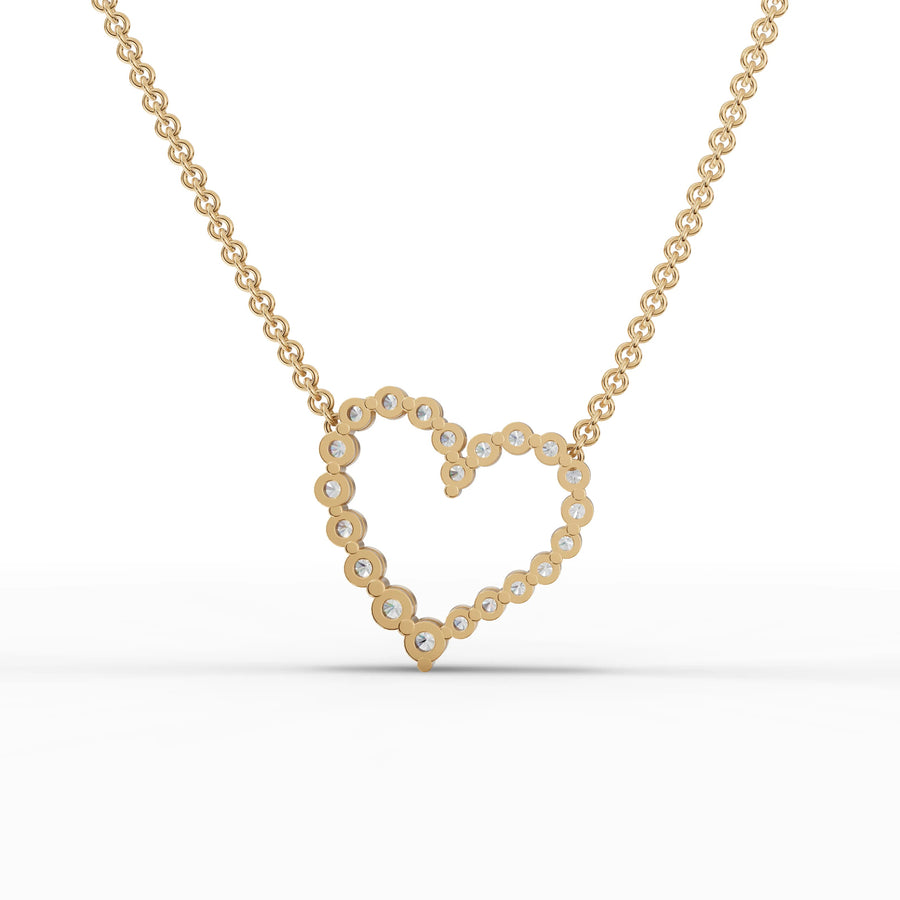Heart lab-grown pendant yellow gold close-up