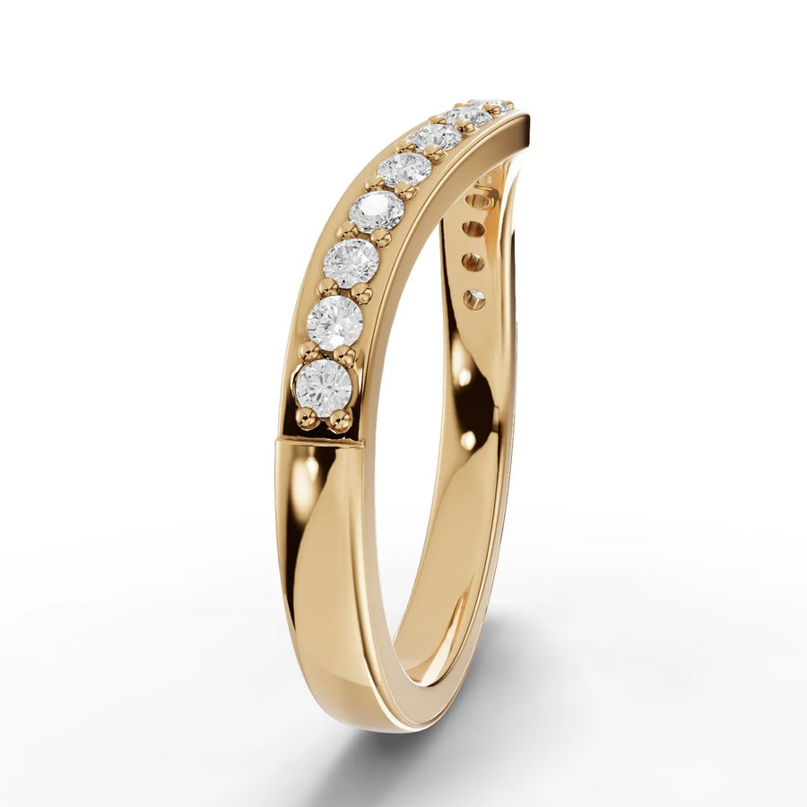 Round cut lab-grown eternity ring yellow gold close-up