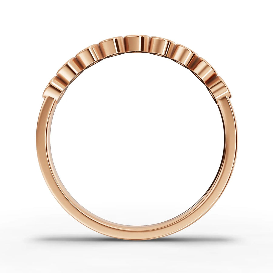 Round cut lab-grown eternity ring rose gold close-up