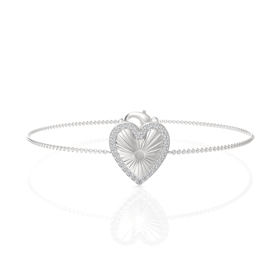 0.30 CT heart pavé lab-grown diamond bracelet in 18K gold with round diamond halo and fine chain