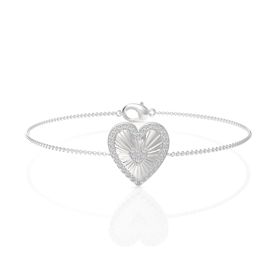 0.34 CT heart pavé diamond bracelet in 18K gold with lab-grown round diamonds and sunburst center