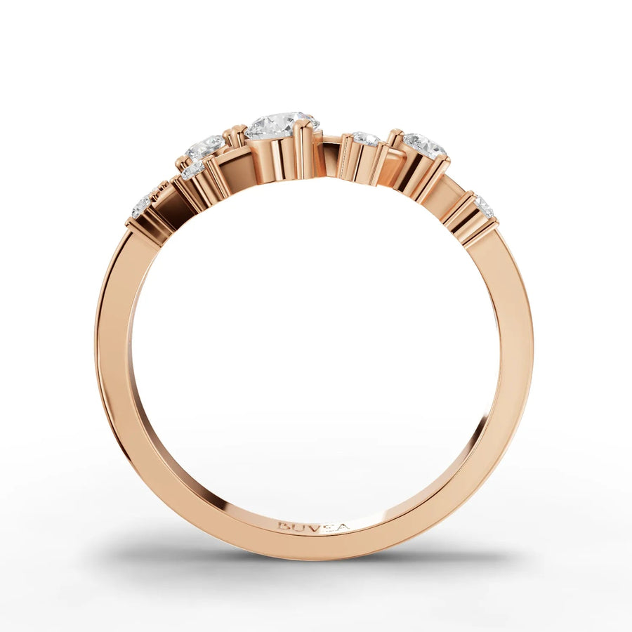 Prong-set stones rose gold close-up