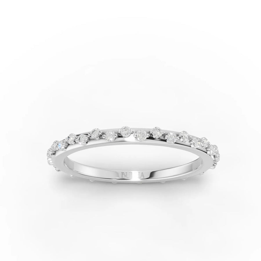 0.30 CT twisted lab diamond band in 18K gold with round accents and a slim stackable wrap-style profile