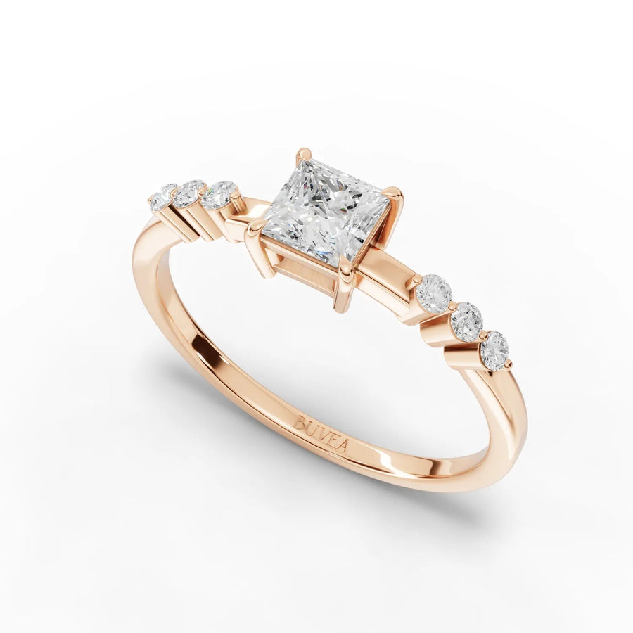 Rose gold twisted band design profile