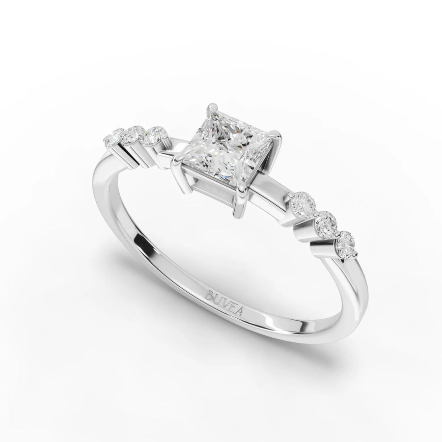 White gold twisted band design profile