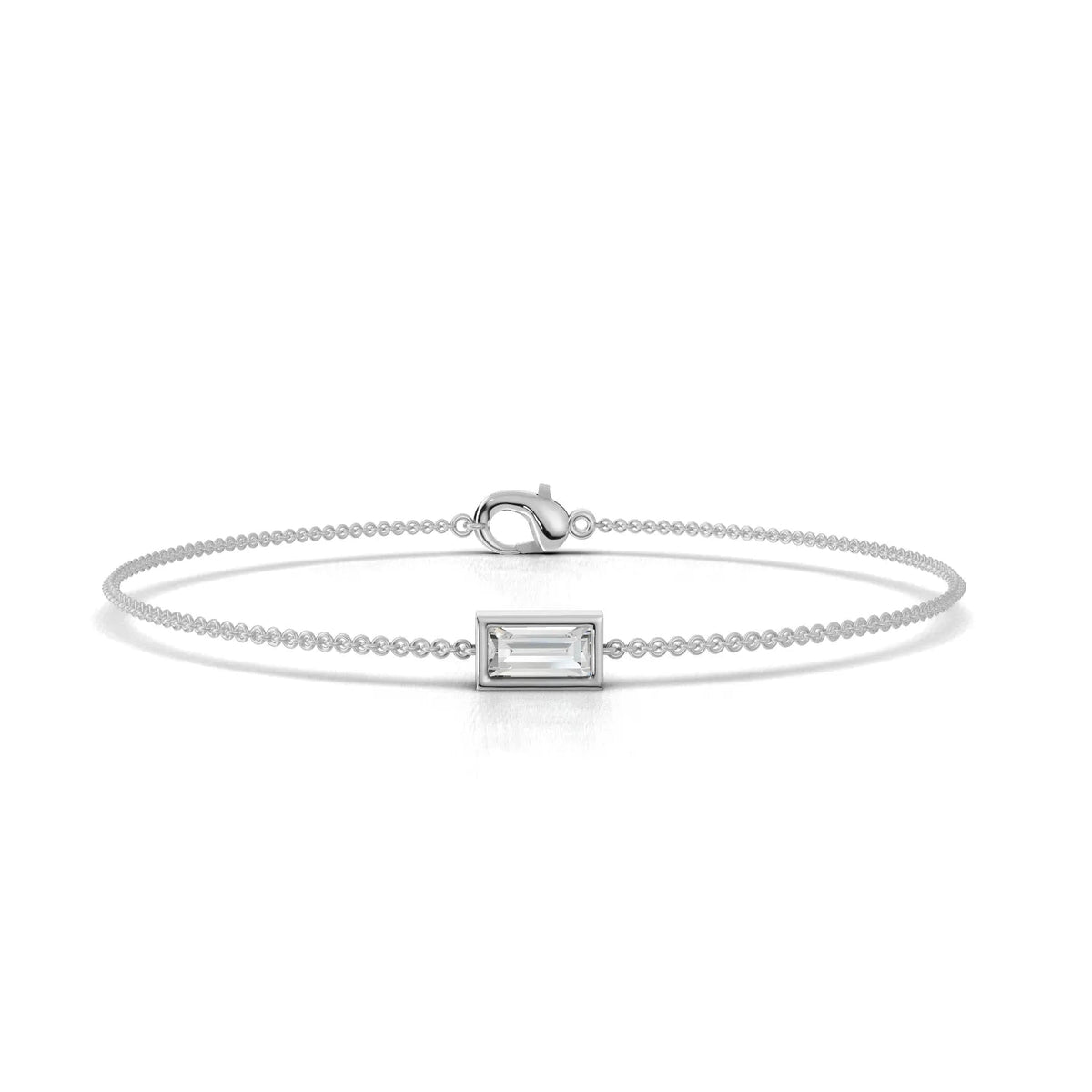 White gold chain alignment detail