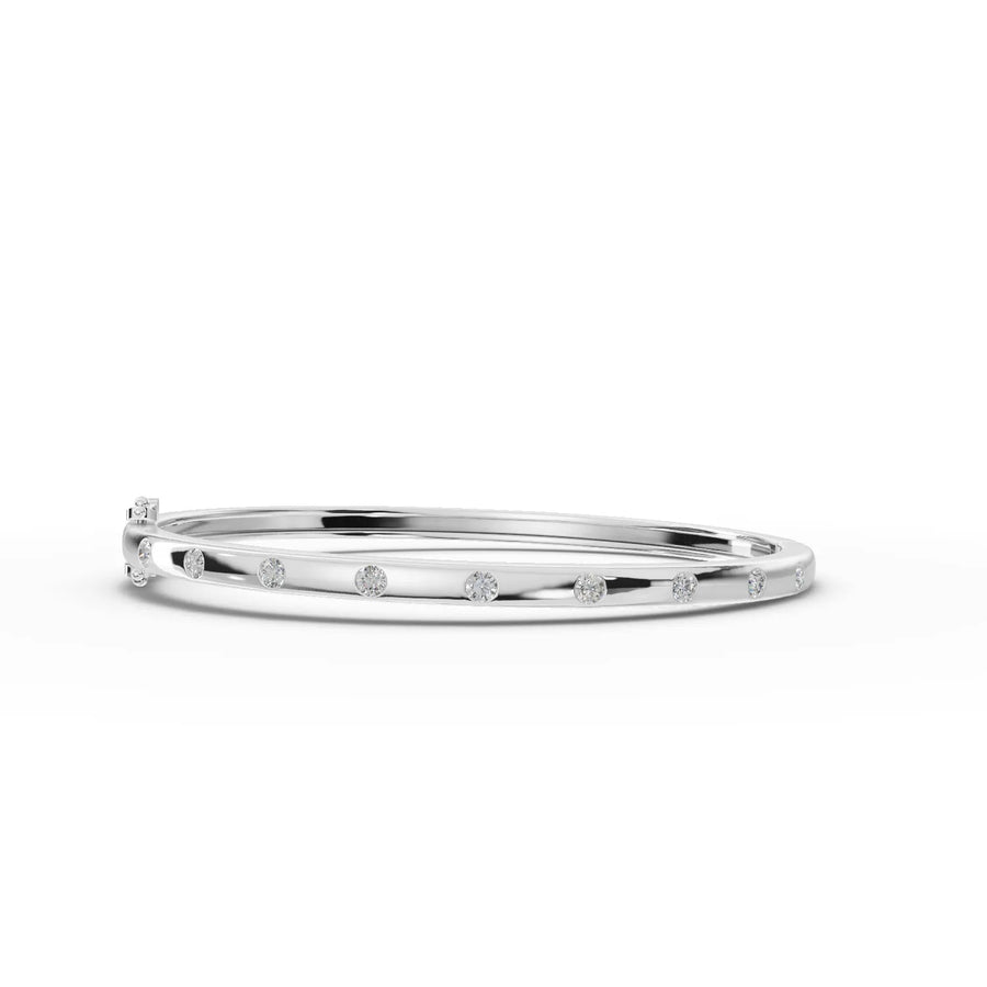 Diamond bangle bracelet in white gold
