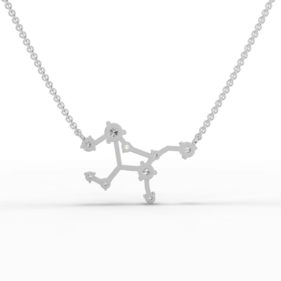 White gold prong setting close-up