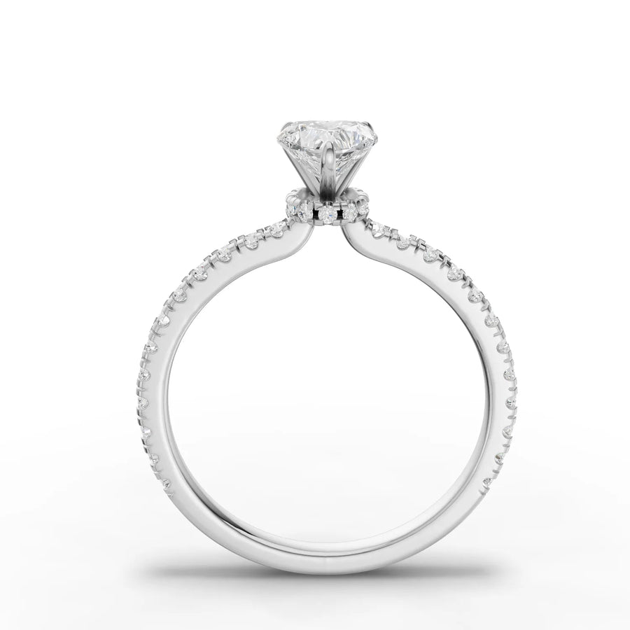 White gold band curvature detail
