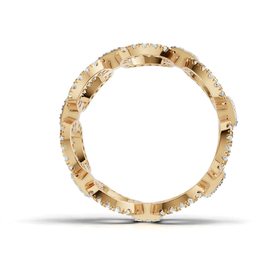 Round diamond halo link ring yellow gold close-up