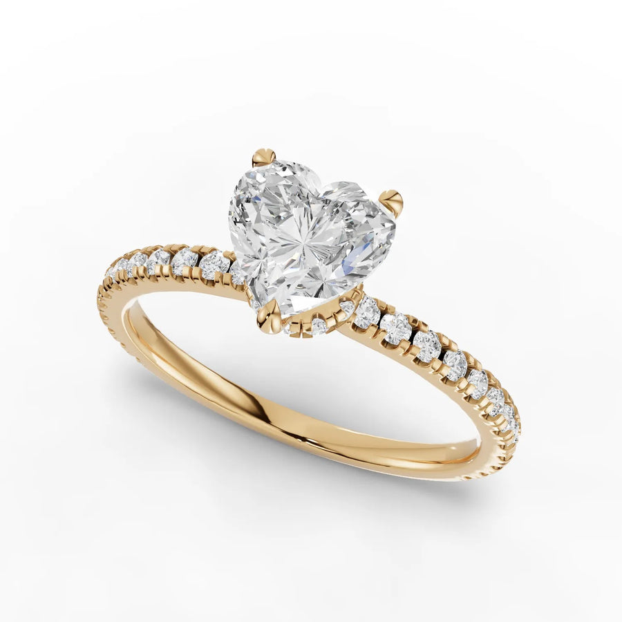 Yellow gold brilliance macro