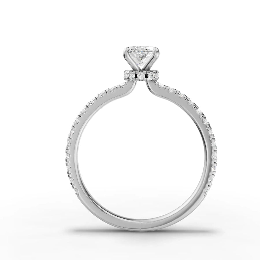 White gold band curvature detail