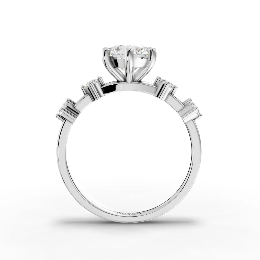 Round center lab-grown ring white gold close-up