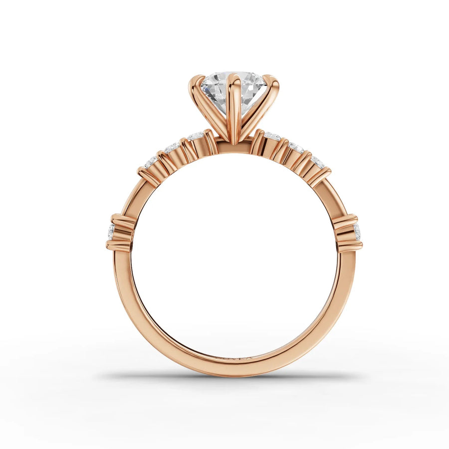 1024ct Round center accented ring rose gold close-up