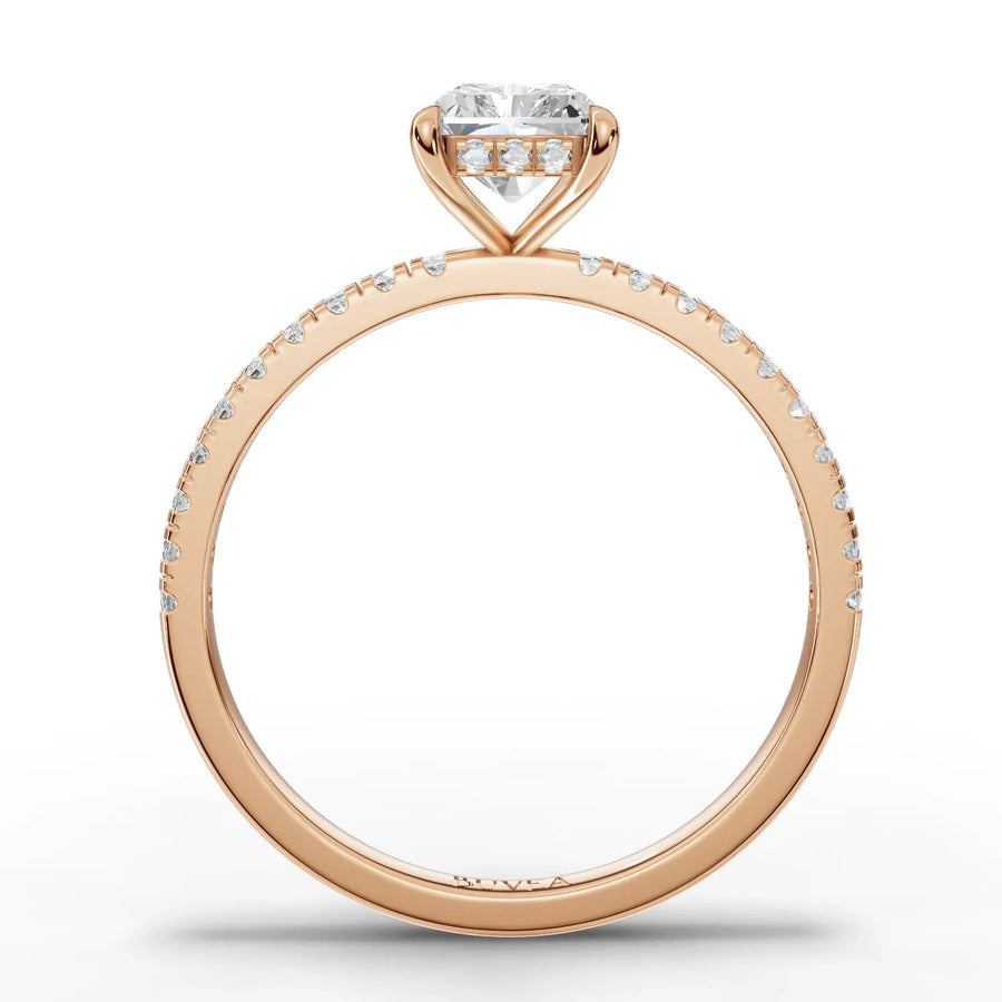 Radiant and round diamond arrangement detail