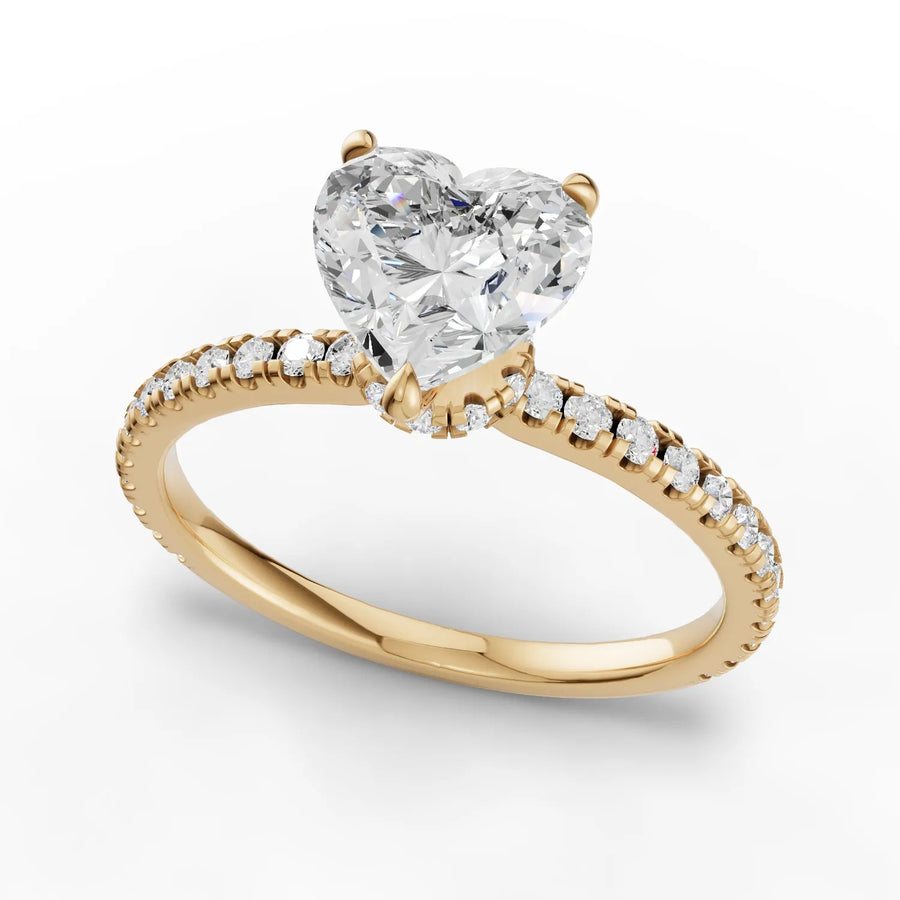 Yellow gold brilliance macro