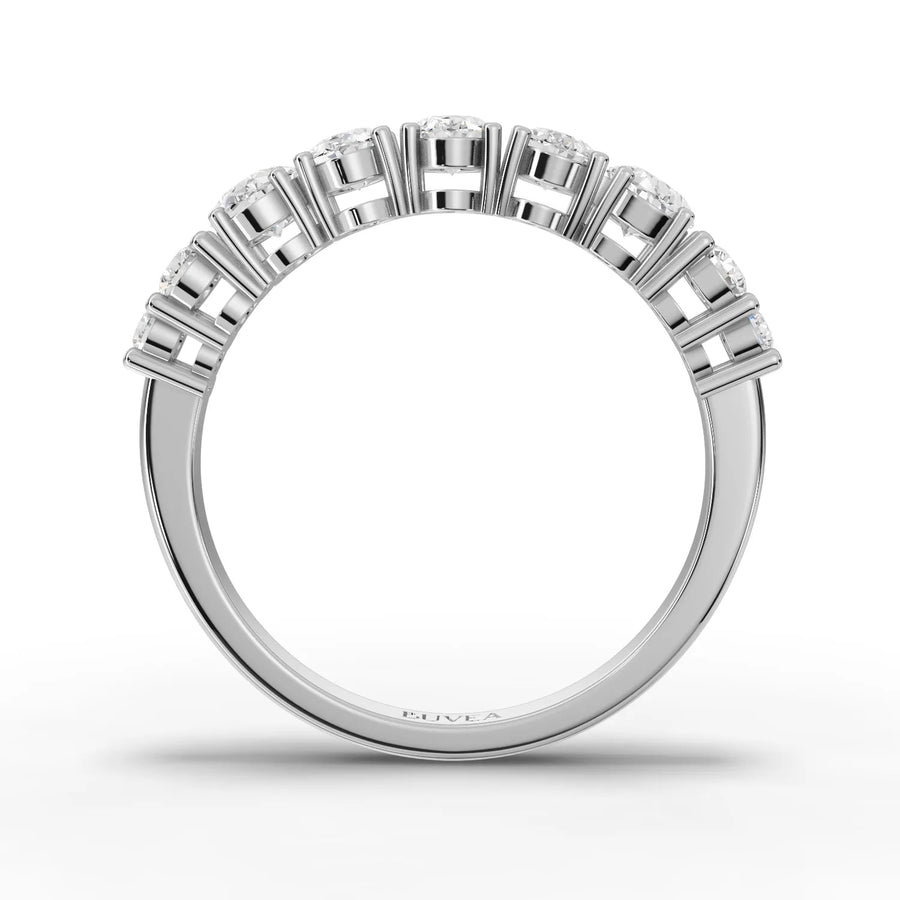 Oval and round diamond ring white gold close-up