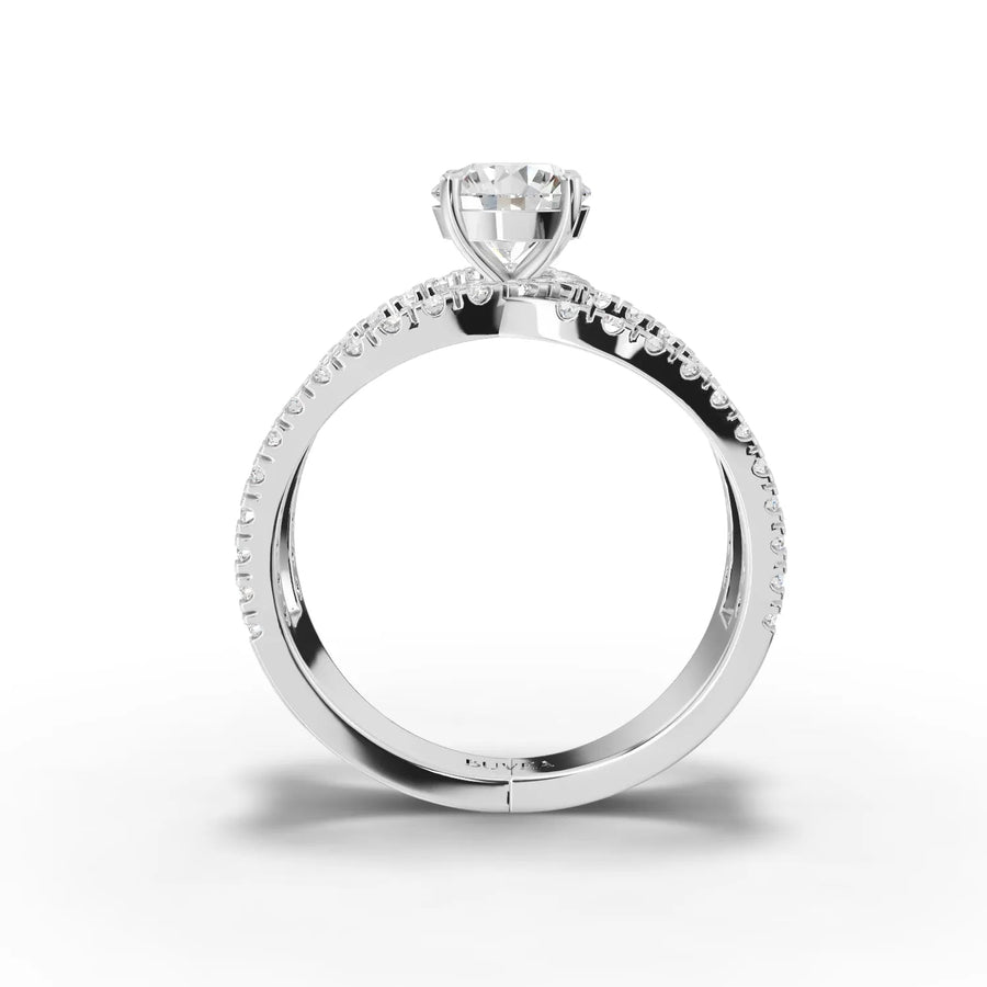 Pavé crossover ring white gold close-up