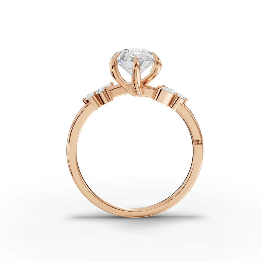 Rose gold band and setting detail