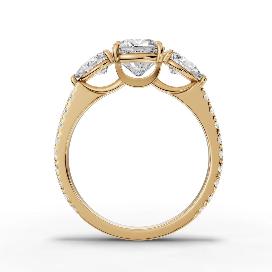 Cushion lab-grown ring yellow gold close-up
