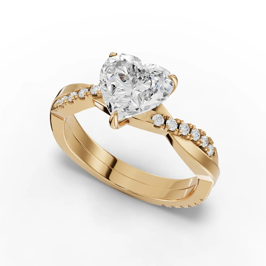 Yellow gold brilliance macro