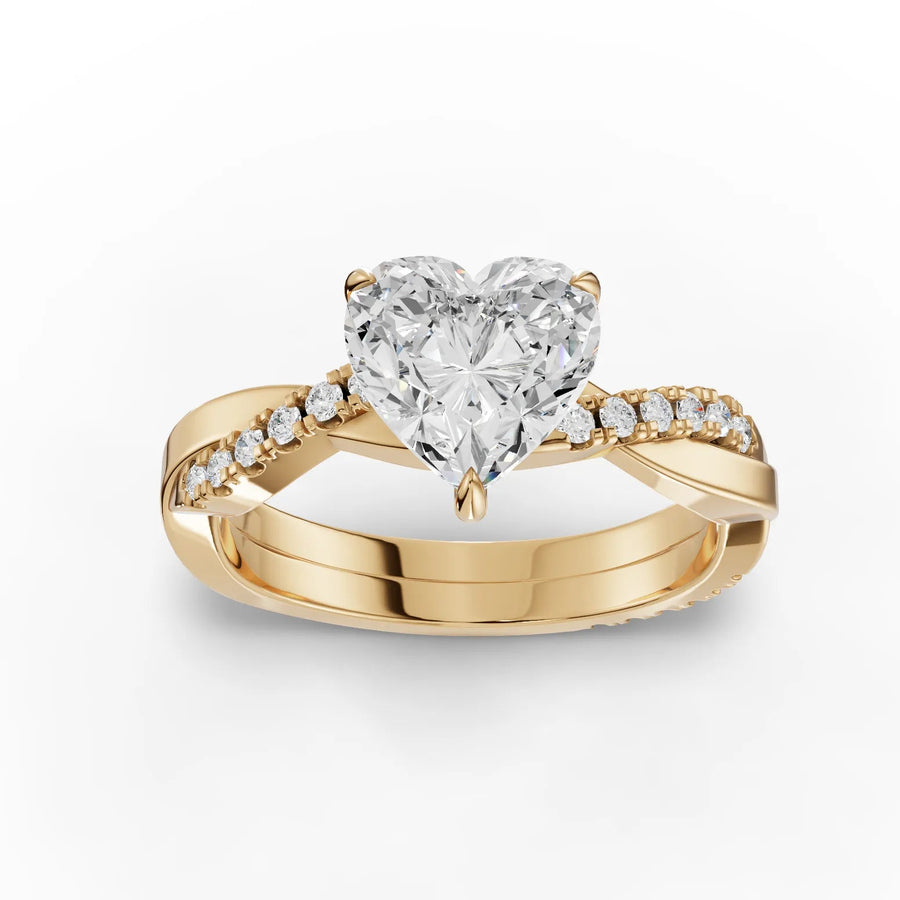 Yellow gold heart diamond pavé ring