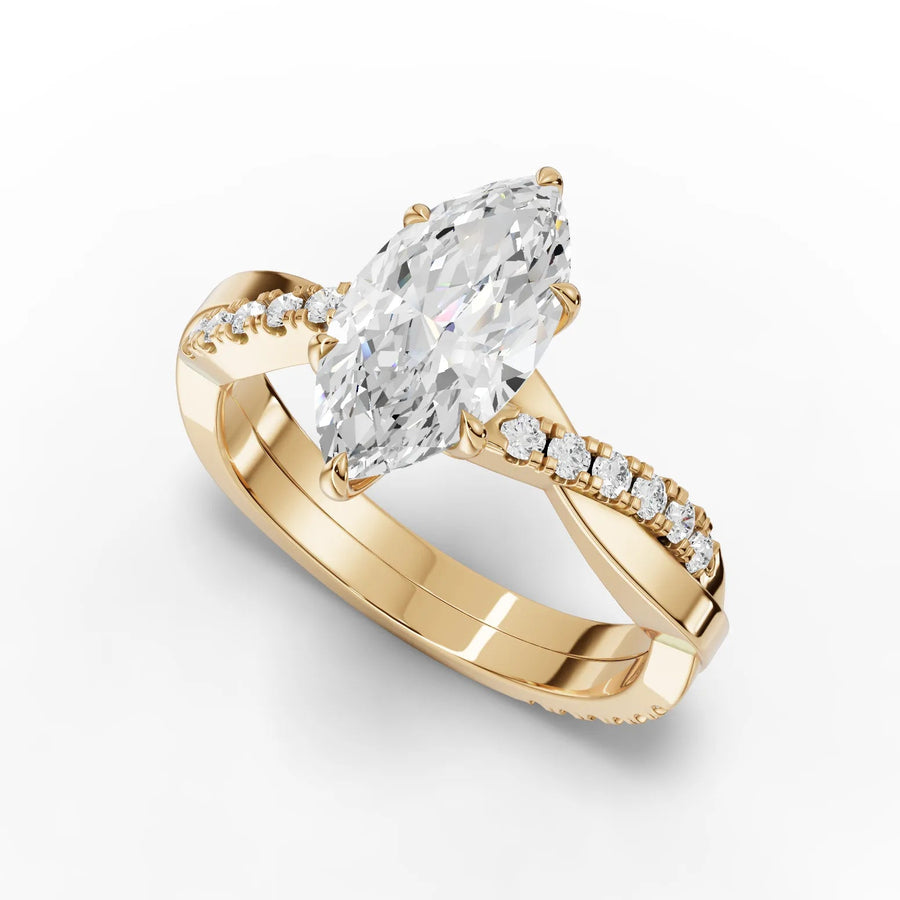 Yellow gold brilliance macro