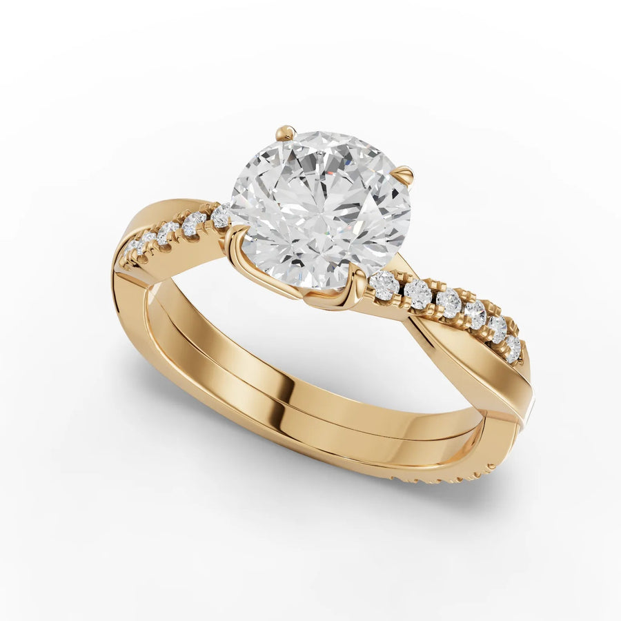 Yellow gold brilliance detail