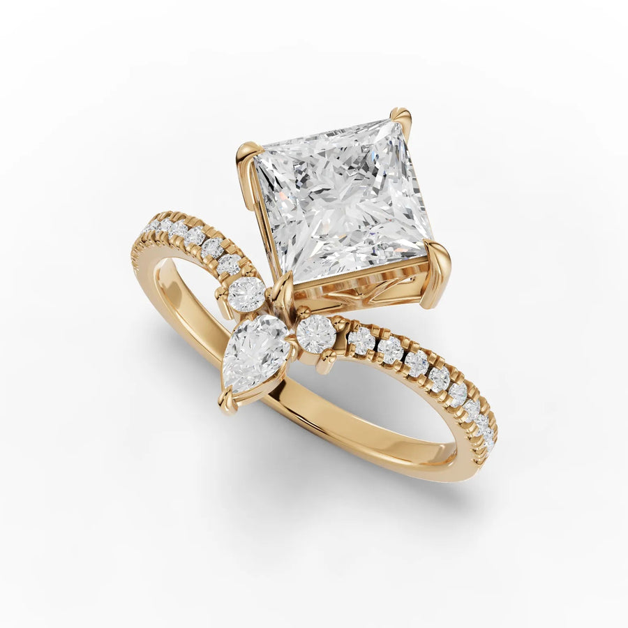 Yellow gold brilliance macro