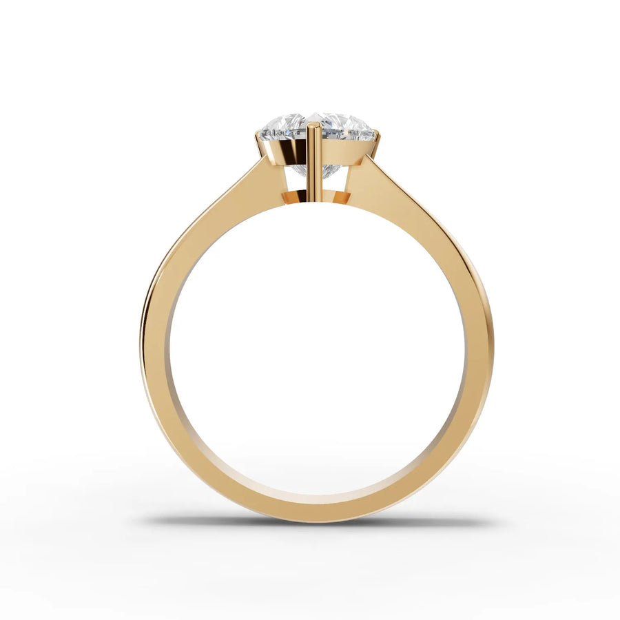 Heart lab-grown ring yellow gold close-up