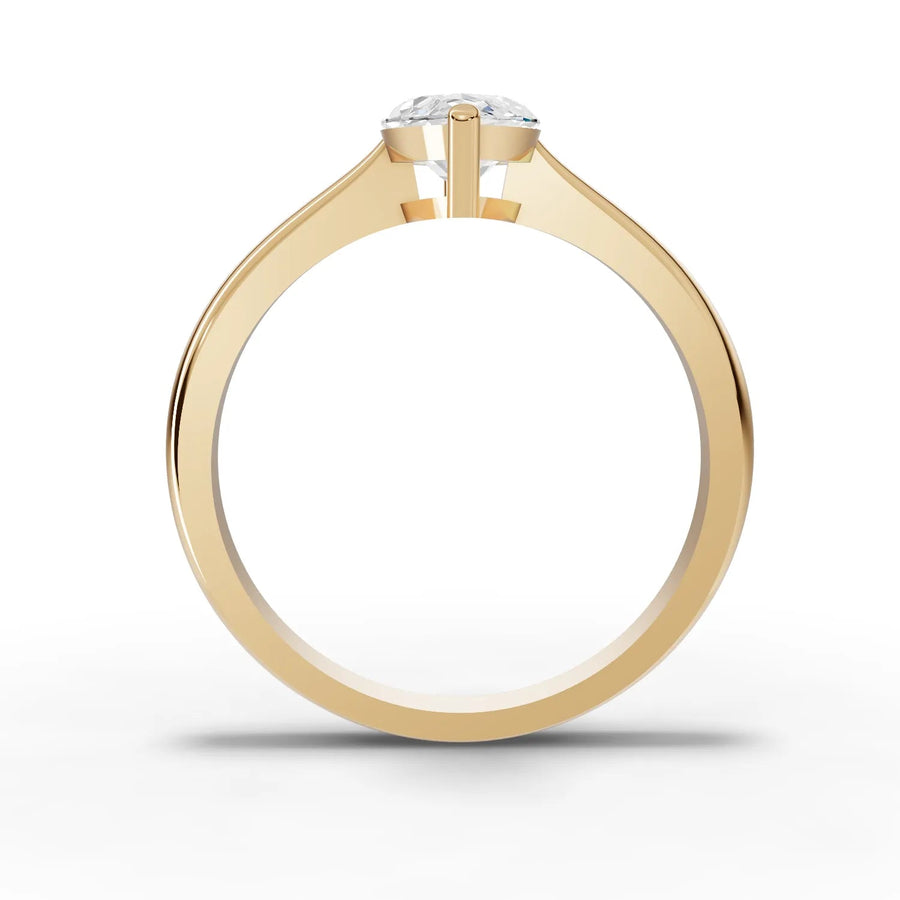 Marquise lab-grown ring yellow gold close-up