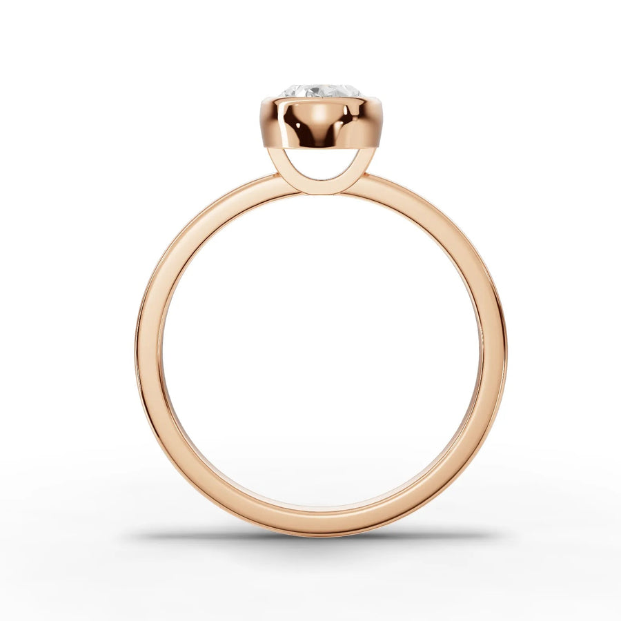 Rose gold prong detail close-up