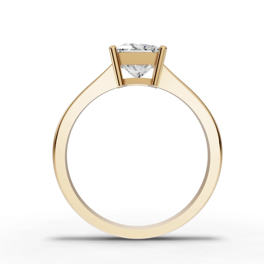 Princess lab-grown ring yellow gold close-up