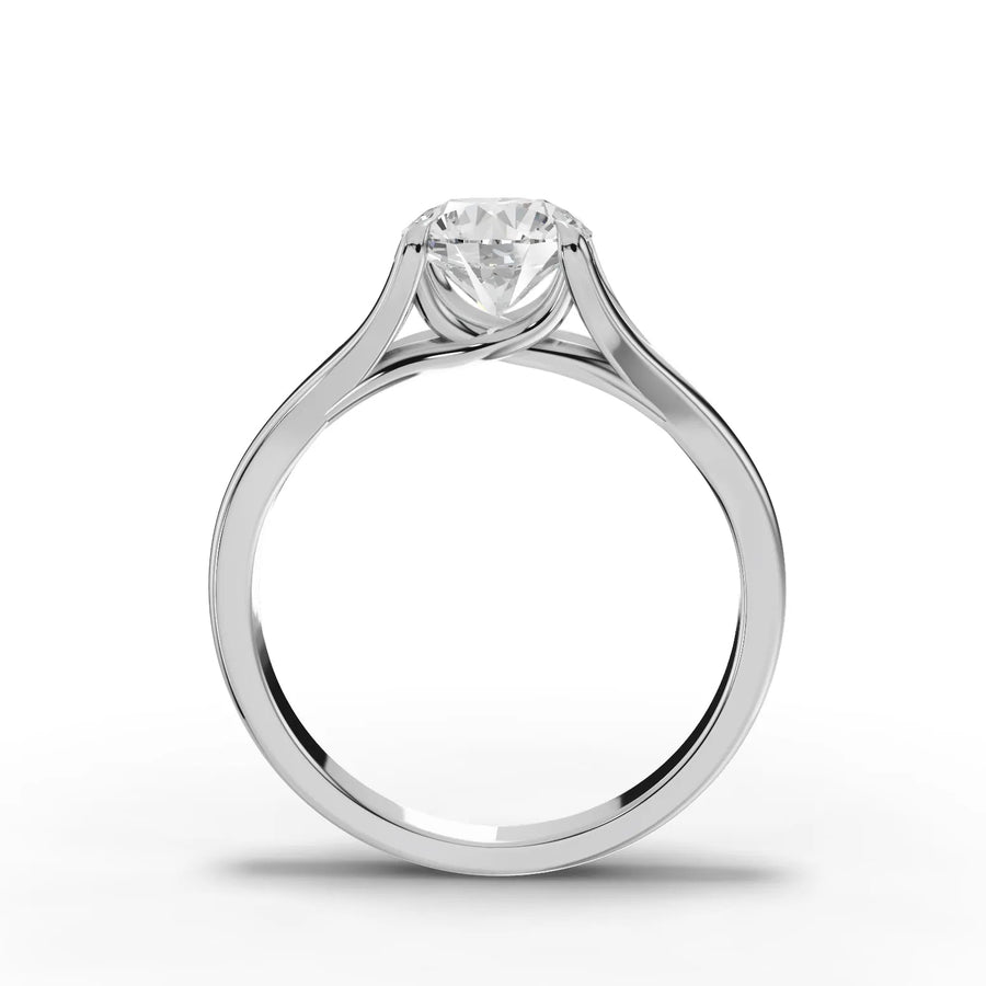 White gold band curvature detail