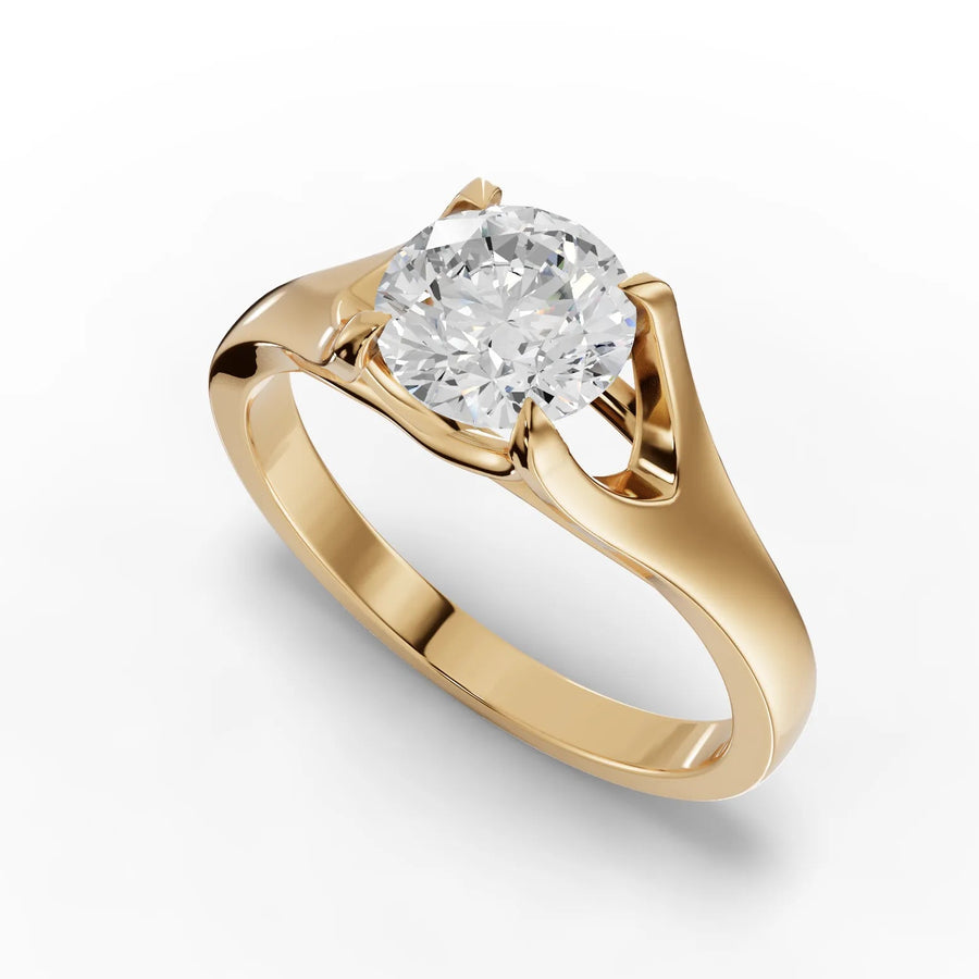 Yellow gold brilliance macro