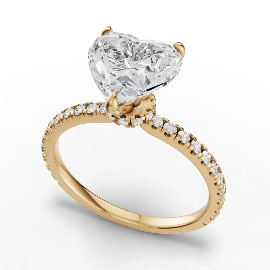 Yellow gold brilliance macro