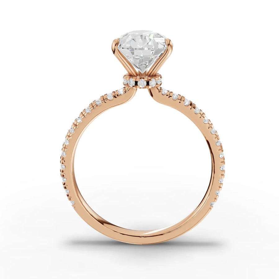 Pear lab-grown ring rose gold close-up