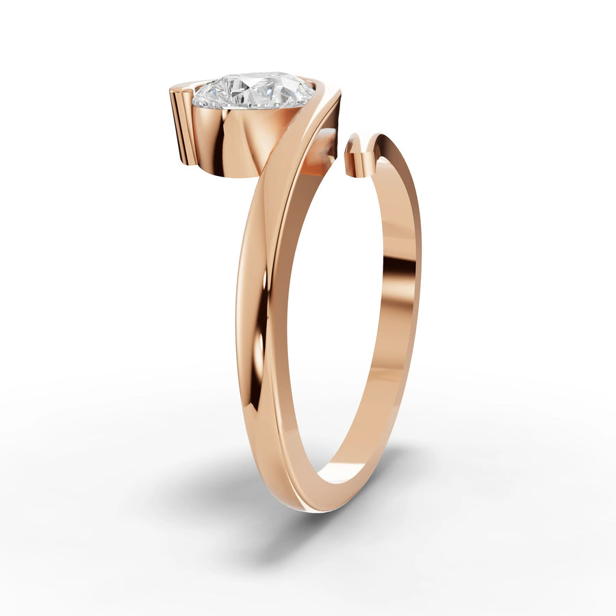 Lab-grown pear ring rose gold close-up