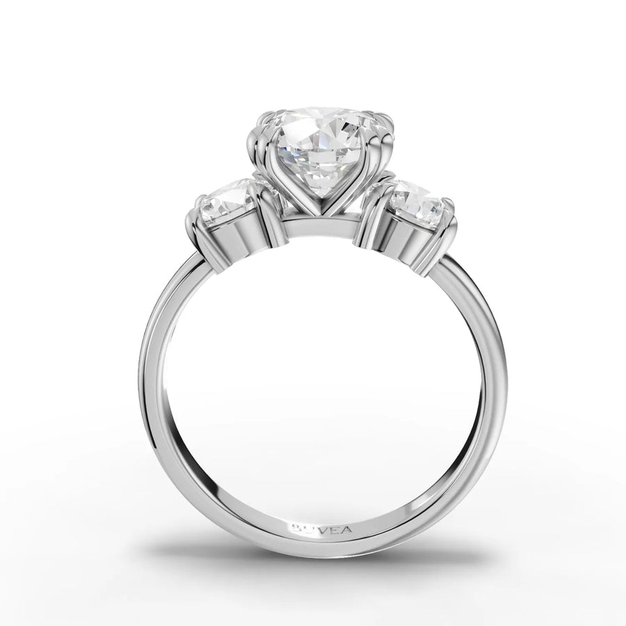 Round diamond trio ring white gold close-up view