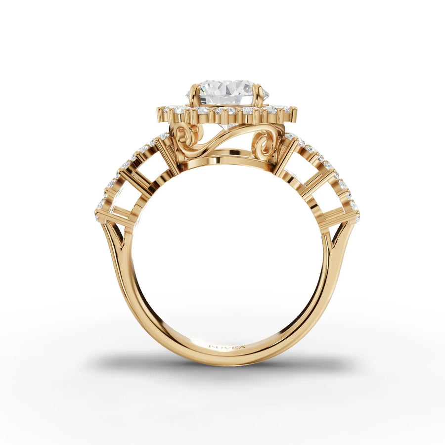 Bridal set diamond ring yellow gold close-up view