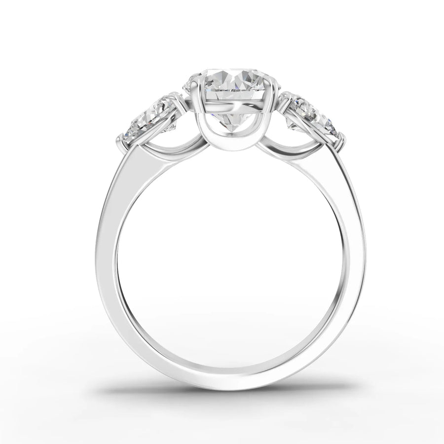 Round trinity lab-grown ring white gold close-up