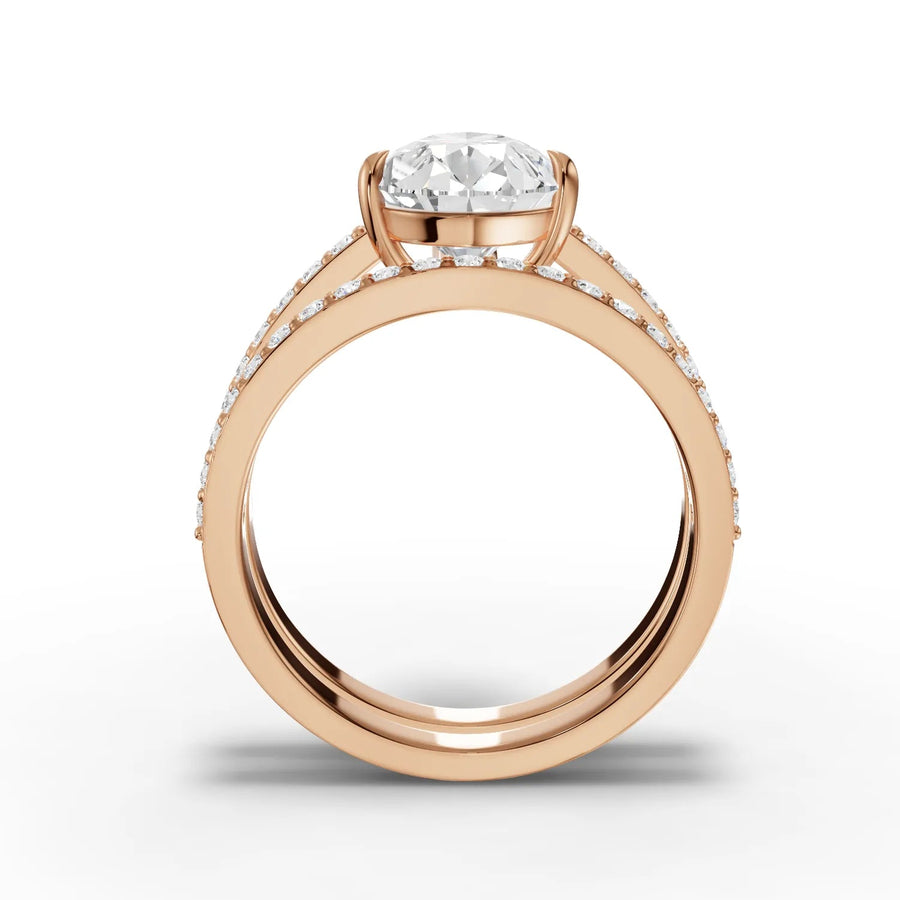 Pear lab-grown pavé ring rose gold close-up