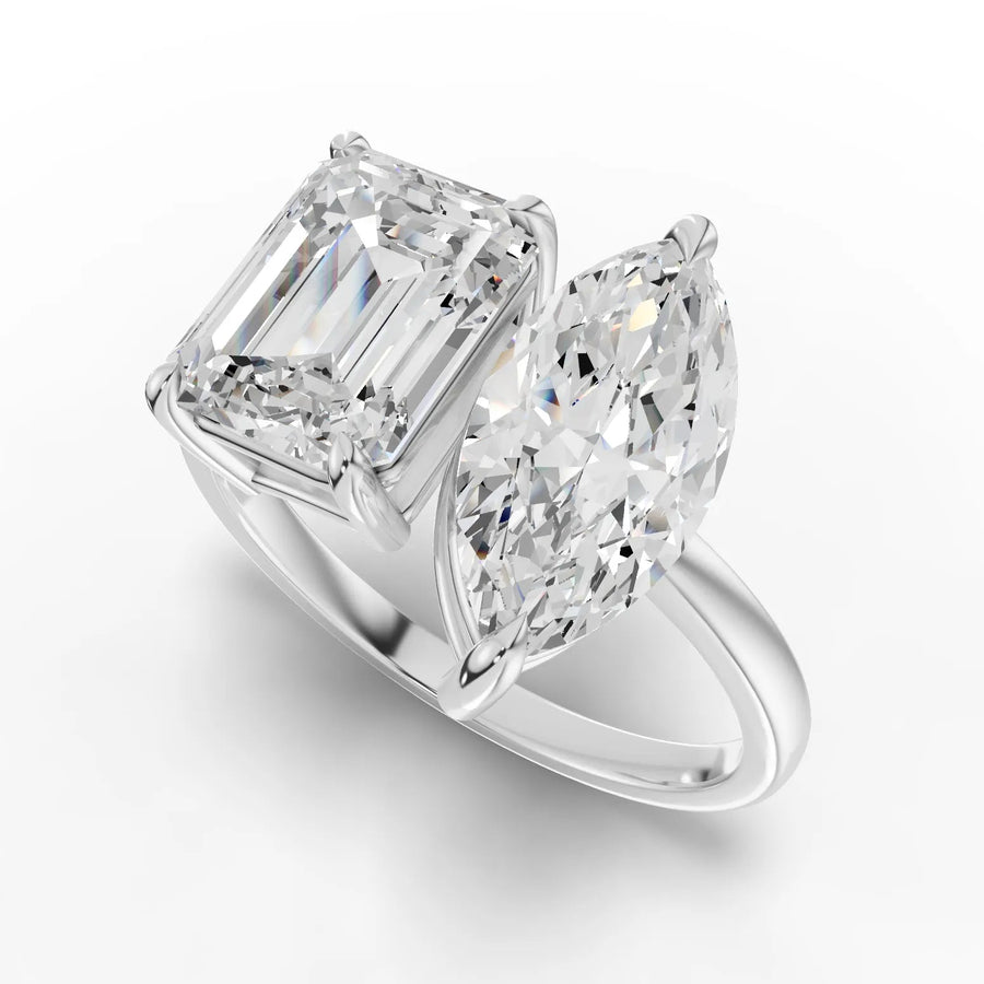 Emerald marquise toi et moi ring white gold angle
