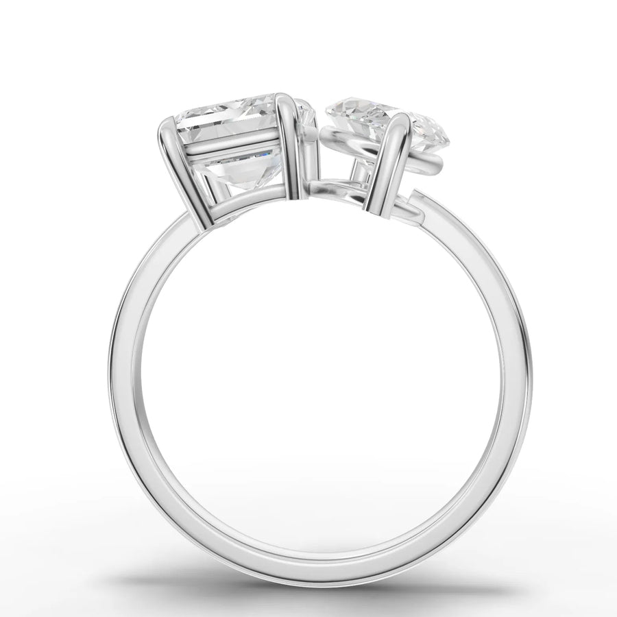 Toi et moi lab-grown ring white gold close-up