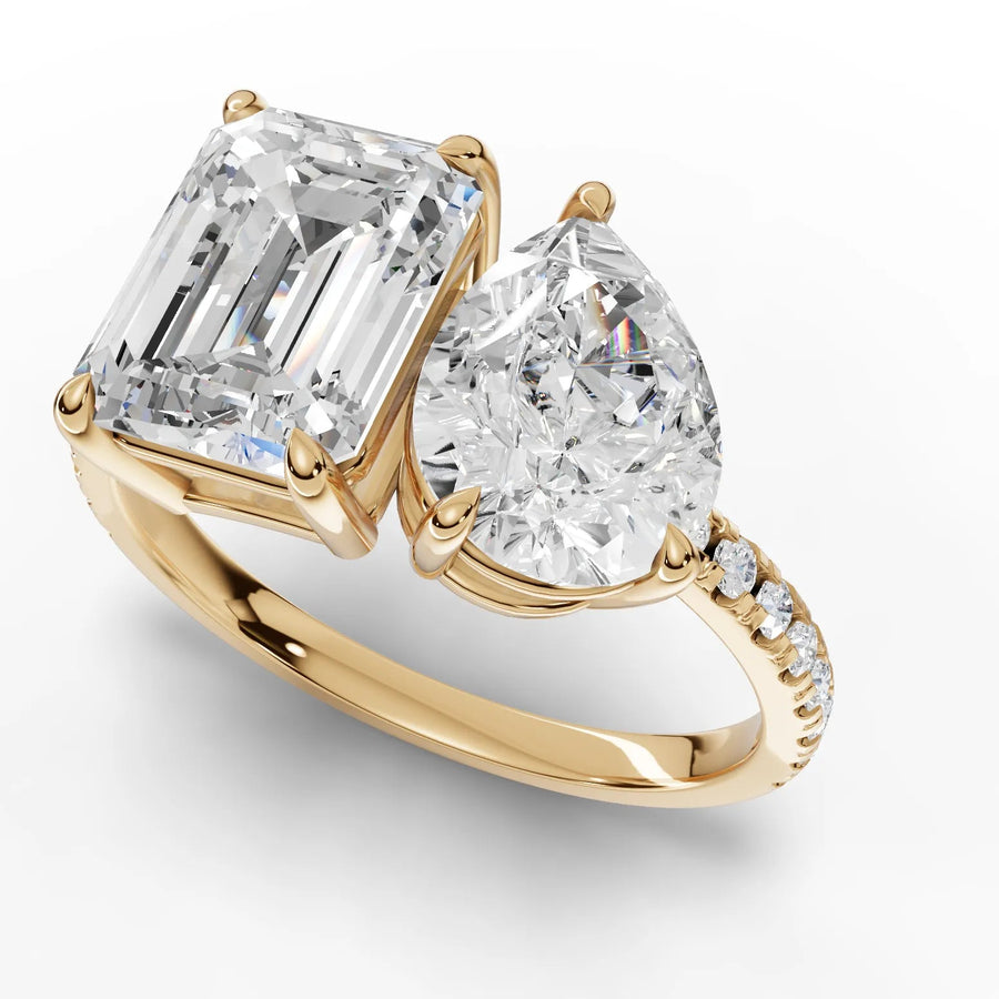 Emerald pear toi et moi ring yellow gold angle